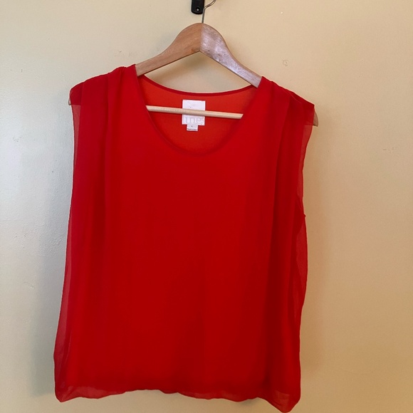 Line & Dot Brand: Sleeveless Silk Chiffon Scoop Neck Blouse with Shoulder Pleats - Picture 1 of 6